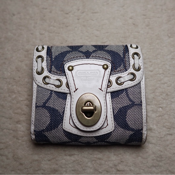 coach denim trifold turn lock wallet - Picture 1 of 9